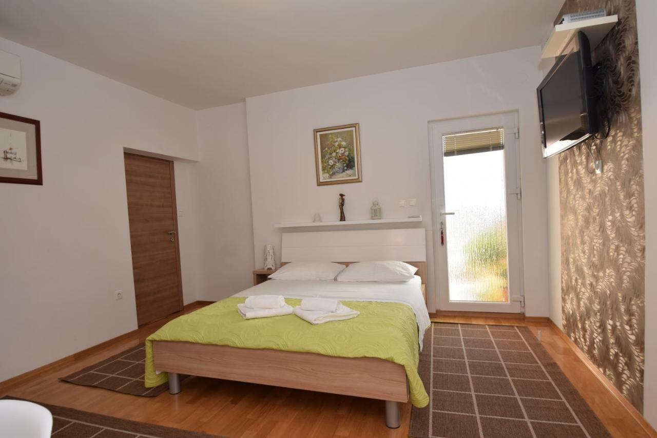 Apartment Smokrovic Starigrad Exterior photo