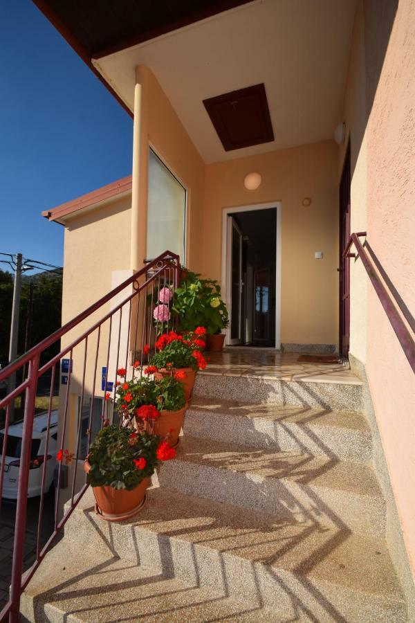 Apartment Smokrovic Starigrad Exterior photo